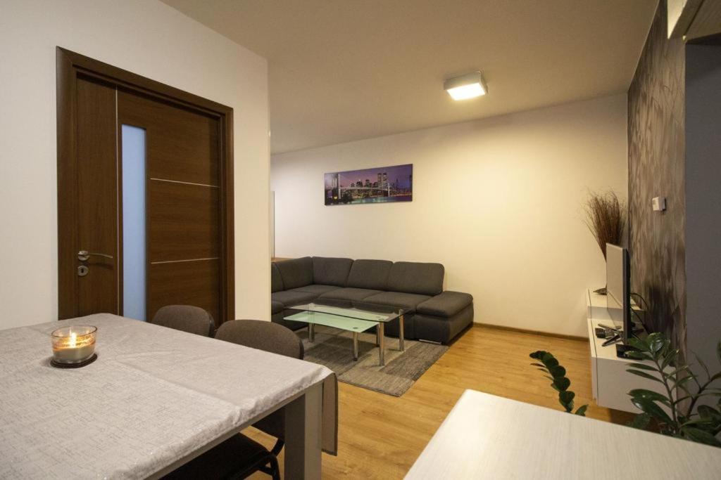 Apartman Adam Вельки-Славков Экстерьер фото